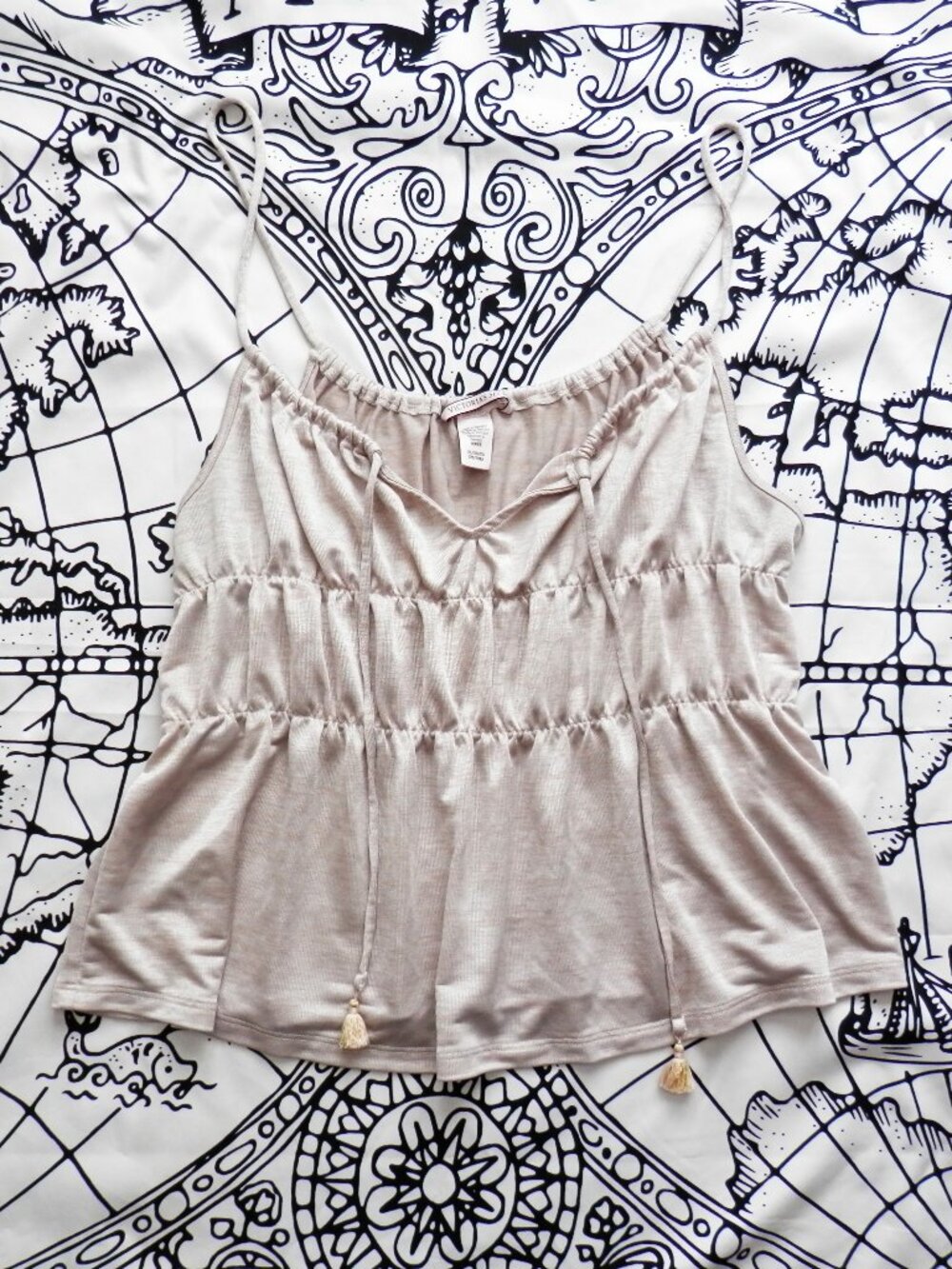 Victoria's Secret || Spaghetti Strap Keyhole Tassel Tie Cami Tank